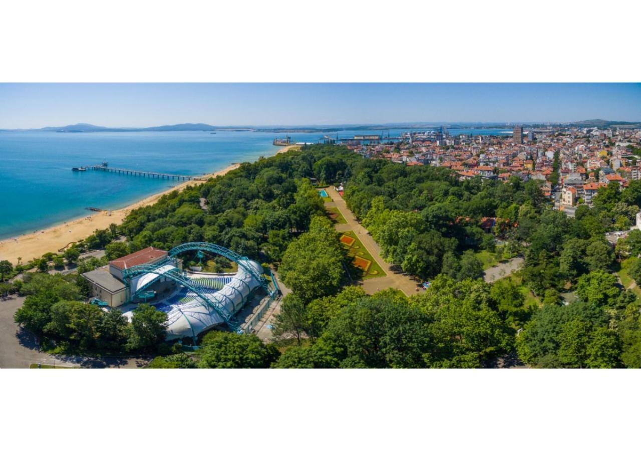 Great Apartment Near The Sea,Central Place! Burgas Exterior photo