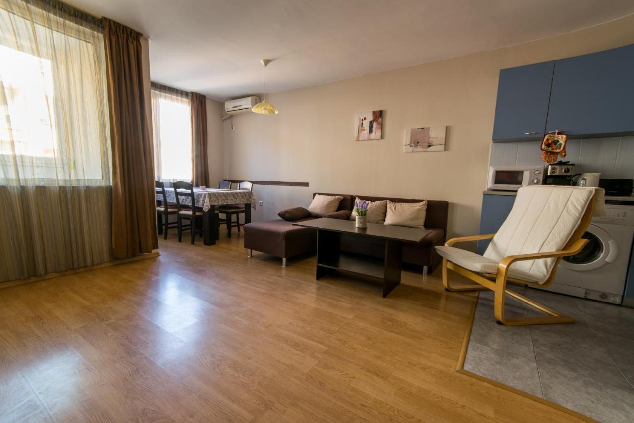 Great Apartment Near The Sea,Central Place! Burgas Exterior photo